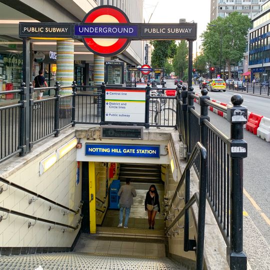 Notting Hill Gate tube station