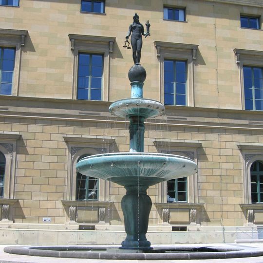 Kronprinz-Rupprecht-Brunnen