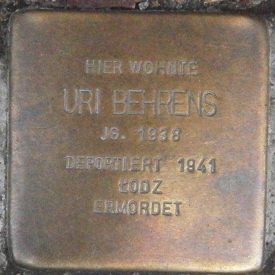 Stolperstein dedicated to Uri Behrens