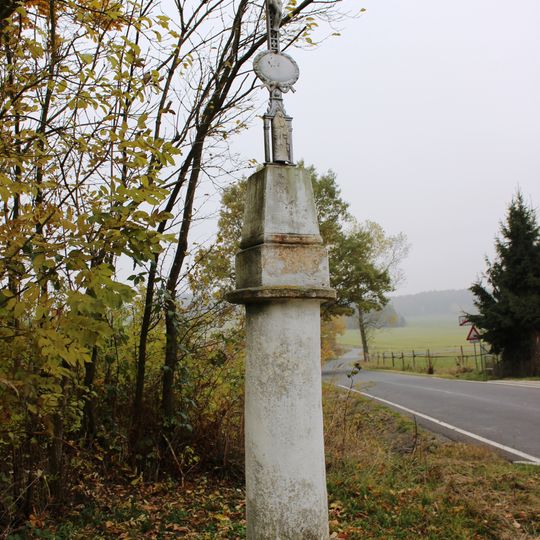 Kříž jižně od Skašova