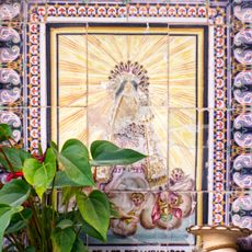 Ceramic panel of Our Lady of the Forsaken at Hort street