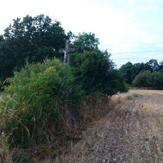 Kříž severně od Hrzína