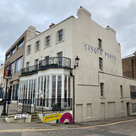 Cinque Ports Public House