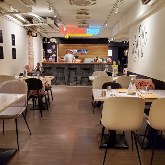 Dancing Pig Bistro
