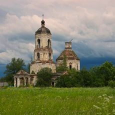 Благовещенская церковь с живописью и иконостасом (Климово)