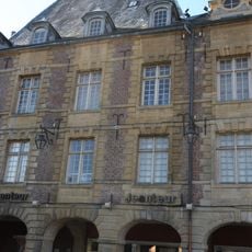 Immeuble, 19 place Ducale