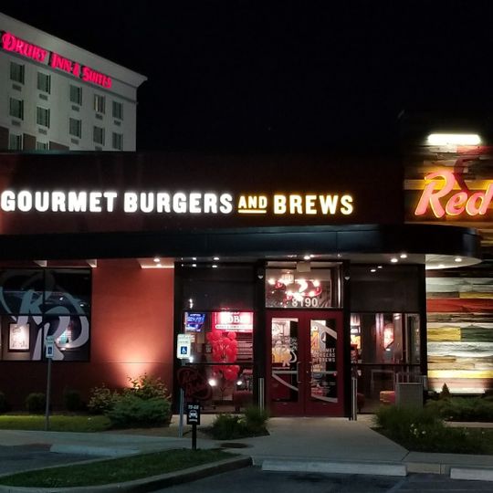 Red Robin Gourmet Burgers and Brews