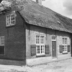 Overaseweg 210, Effen