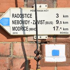 Rozcestník Střelice - žst.