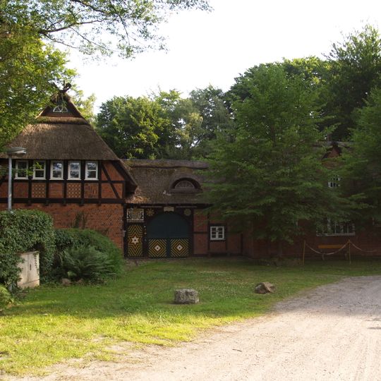 Golfstraße 5, Torhaus