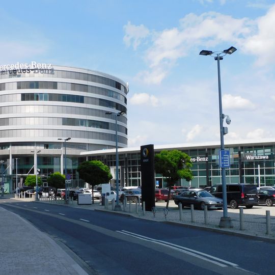 Biurowiec Mercedesa-Benza