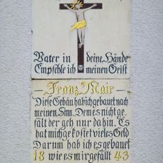 Im Giebel Dachauer Haustafel