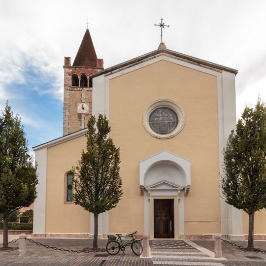 Churches in Grezzana