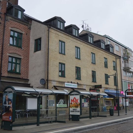 Vårfrugatan 8a