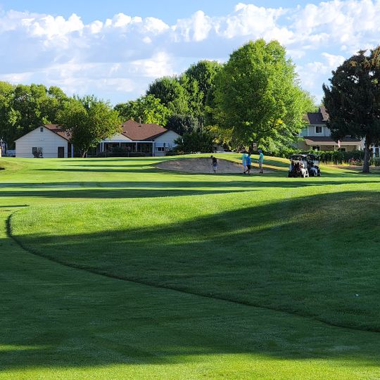 Eagle Hills Golf Course