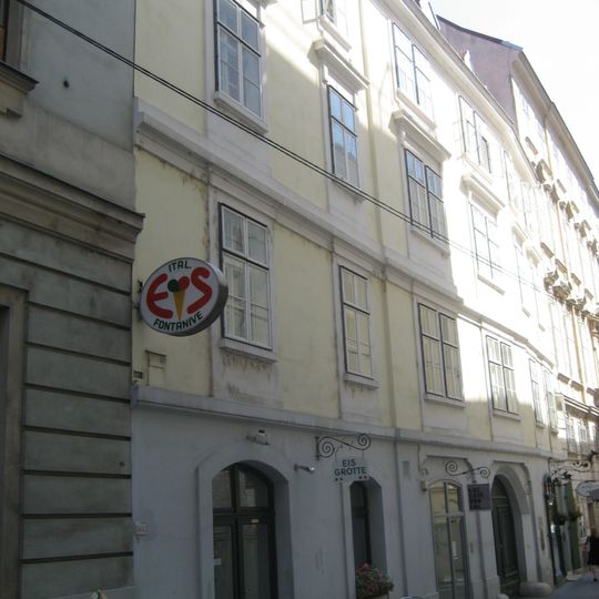 Himmelpfortgasse 11