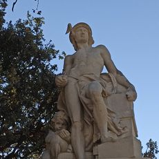 Estàtues del Progrés: Comerç