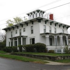 Maple Street Historic District
