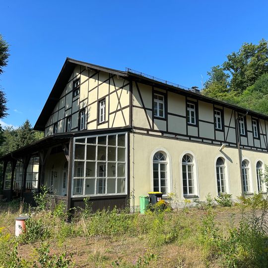 Schloßaue Sörnziger Weg 5