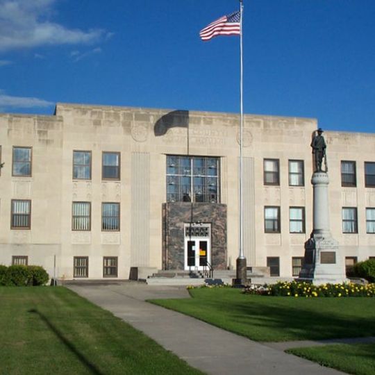 Walsh County Courthouse