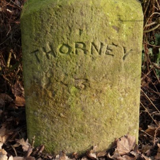 Milestone, Willow Hall, Willow Hall lane, before bend at Prior Farm