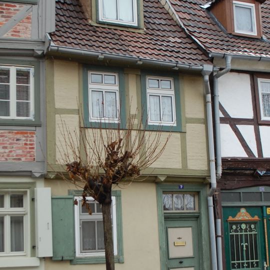 Ballstraße 9