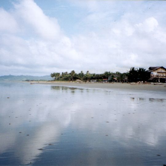Muisne Beach