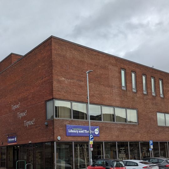 Leighton Buzzard Library