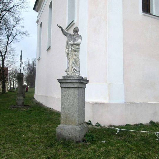 Socha jihovýchodně od kostela v Nalžovských Horách