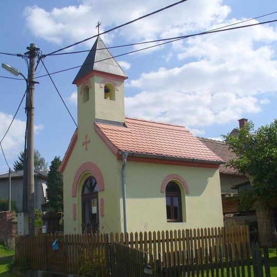 Kaple v osadě Vrahožily