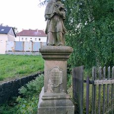 Socha svatého Jana Nepomuckého u lávky přes Lužničku v Horním Podluží