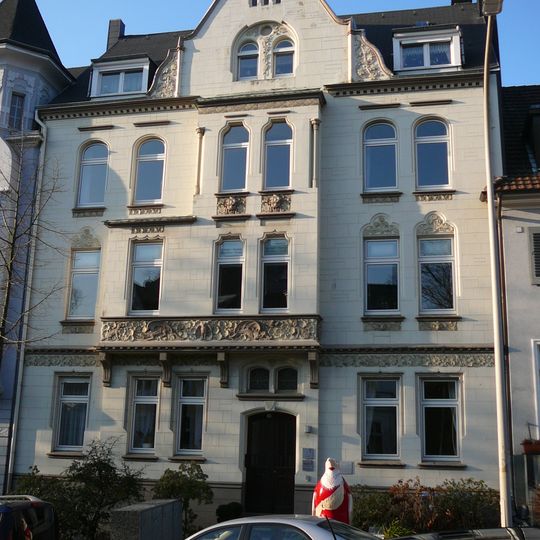 Kaiser-Wilhelm-Allee 19