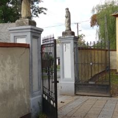 Ogrodzenie z bramkami