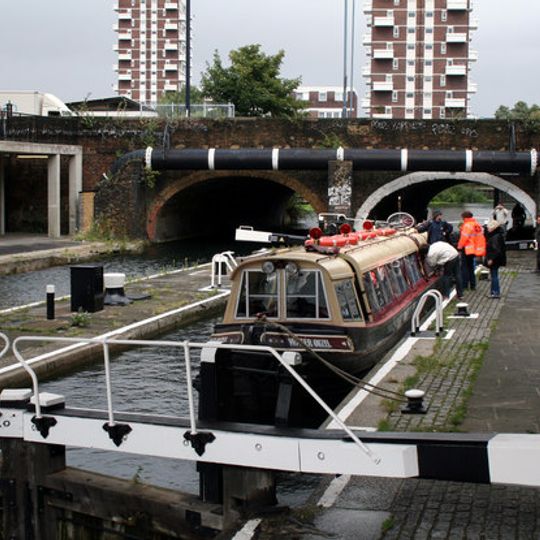Commercial Road Lock