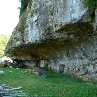 Comarque Cave