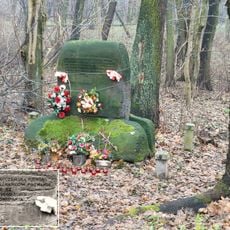 Pomnik ofiar Fortu VII nad Rusałką w Poznaniu (północny brzeg)