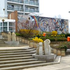 Relief steles in plant motifs
