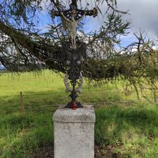 Kříž na staré silnici mezi Mokrou a Černou v Pošumaví