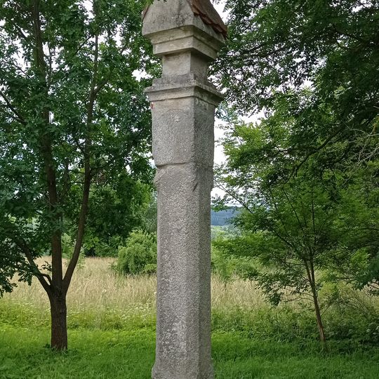 Boží muka poblíž východní zdi Zámecké zahrady v Českém Krumlově