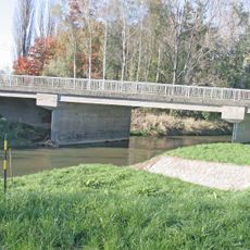 Most Jiráskovy ulice přes Doubravu ve Zbyslavi