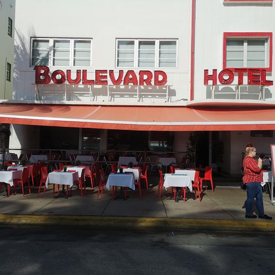 Boulevard Restaurant