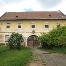Former farmyard in Dolní Ves
