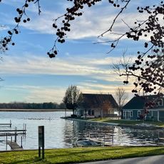 Syracuse Lake