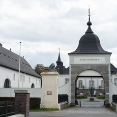 Meerssenhoven Castle: access bridge