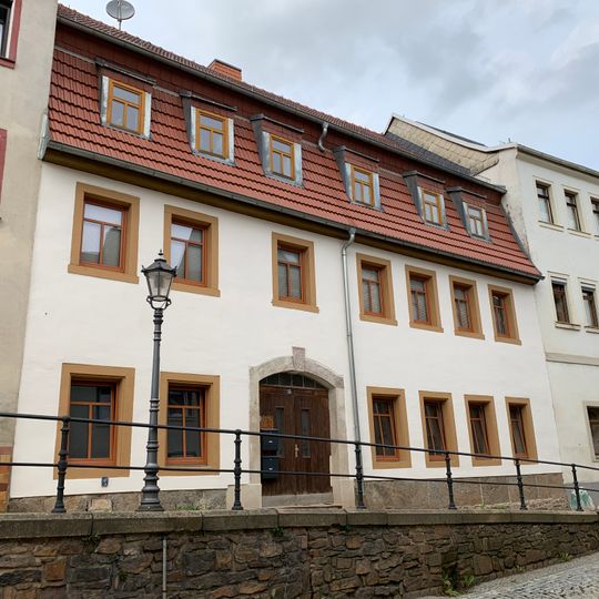 Wohnhaus Karlstraße 15