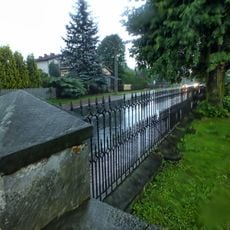 Ogrodzenie cmentarza przykościelnego, lata 1637-1643