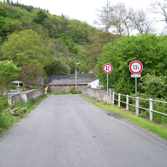 Bridge over the Loděnice in Sedlec