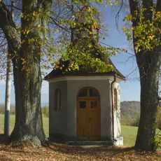 Kaplička v Cotkytli v části Janoušov