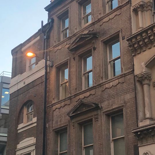 22, Queen Street Ec4