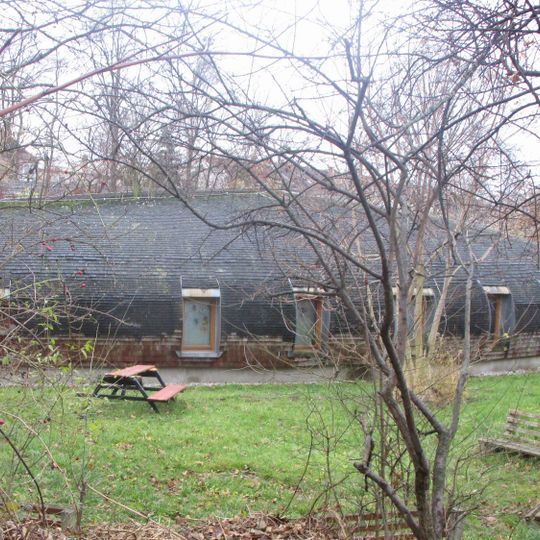 UFO Lehmbau Jugendtreff